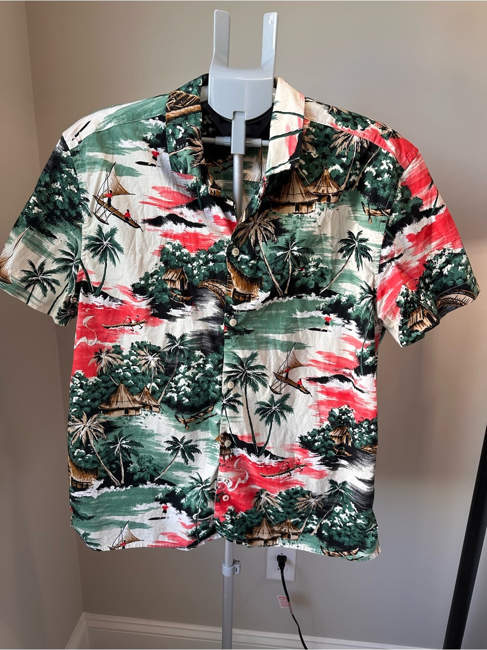 Tommy Hilfiger Mens XL Hawaiian Aloha Shirt Tropical Sunset Island Print sailing